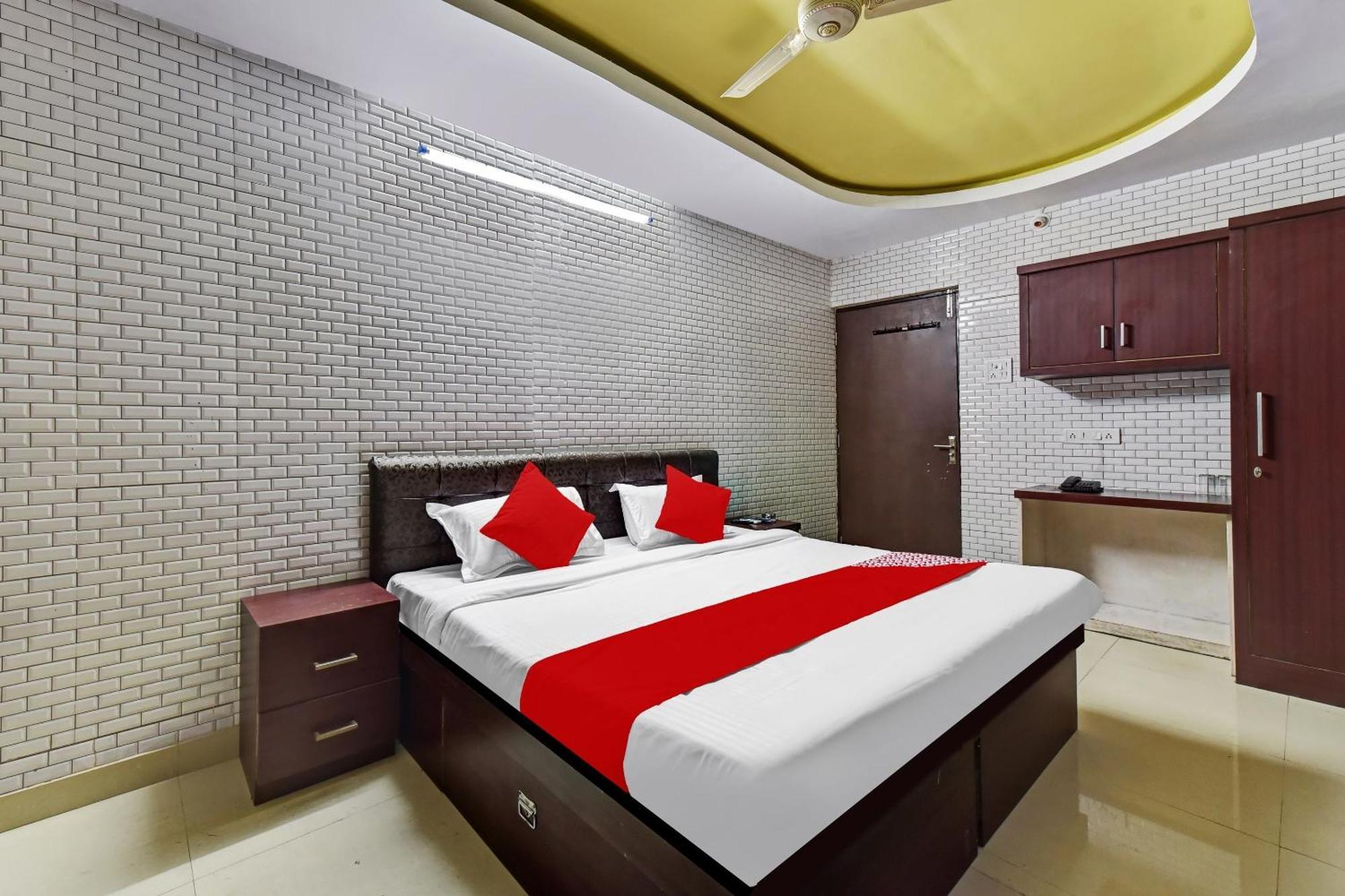 Hotel O Eleven Hotel & Banquet كوتا المظهر الخارجي الصورة