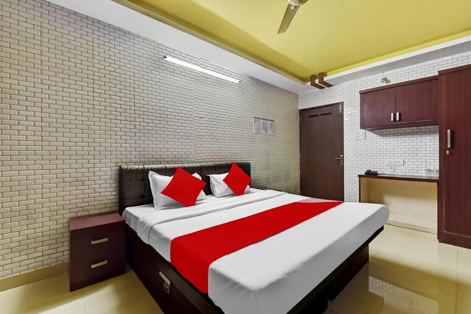 Hotel O Eleven Hotel & Banquet كوتا المظهر الخارجي الصورة
