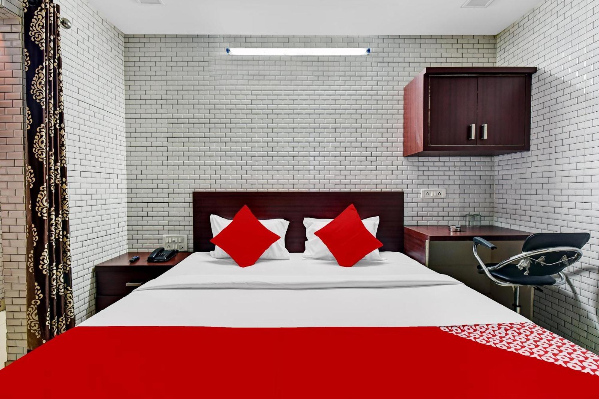 Hotel O Eleven Hotel & Banquet كوتا المظهر الخارجي الصورة