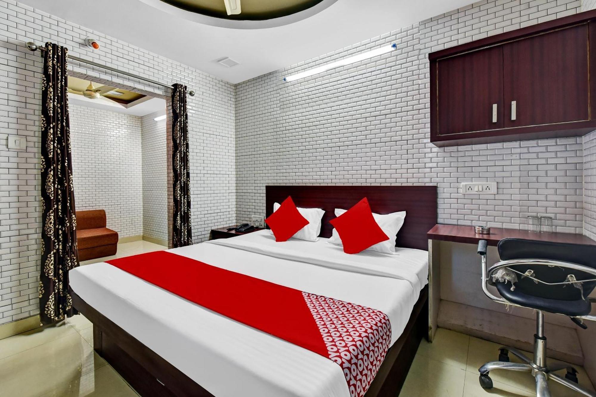 Hotel O Eleven Hotel & Banquet كوتا المظهر الخارجي الصورة