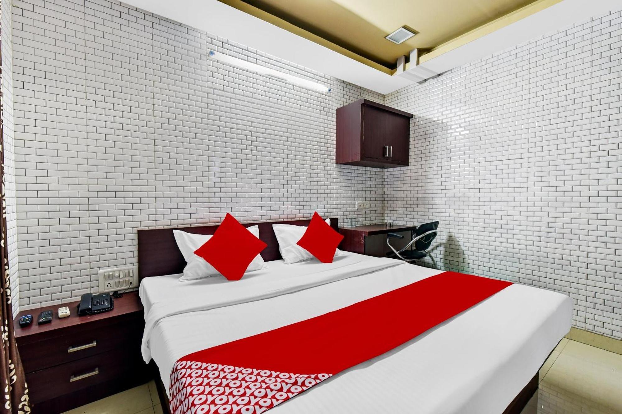 Hotel O Eleven Hotel & Banquet كوتا المظهر الخارجي الصورة